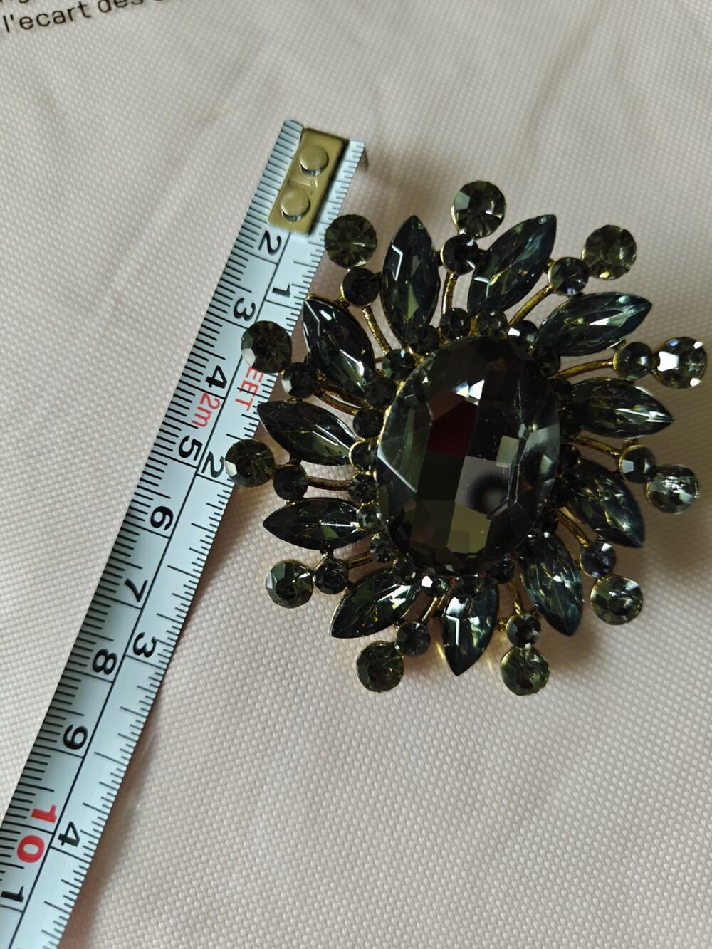 Vintage Style Rhinestone Starburst Brooch